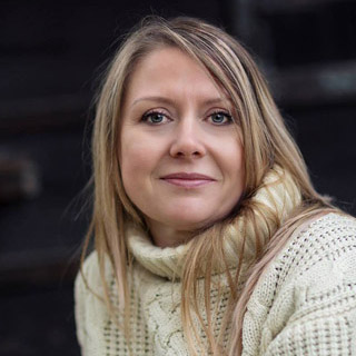 KRISTÝNA MENCLOVÁ